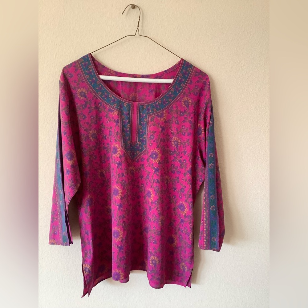 Like New Gorgeous Poly Silk Tunic Floral Prints for Women